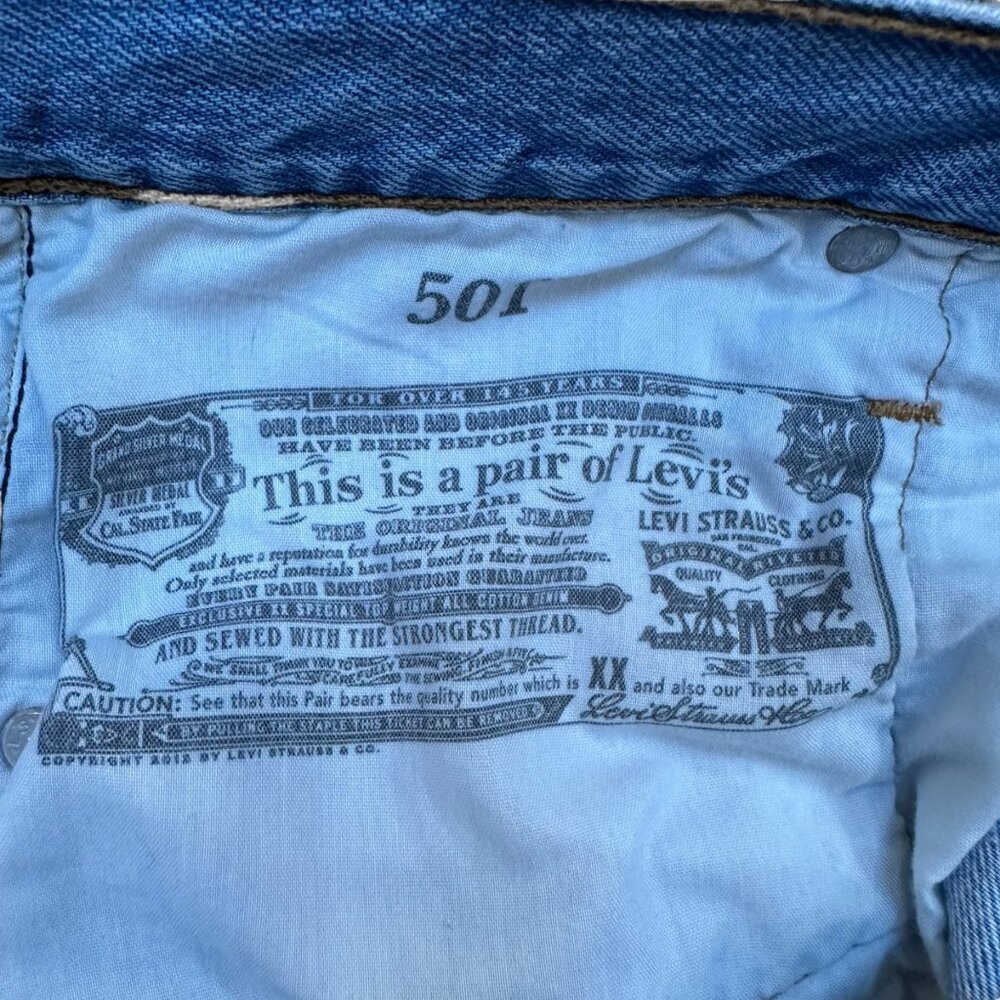 Levi's Light Blue Distressed Denim Jean Shorts - Picture 4 of 4
